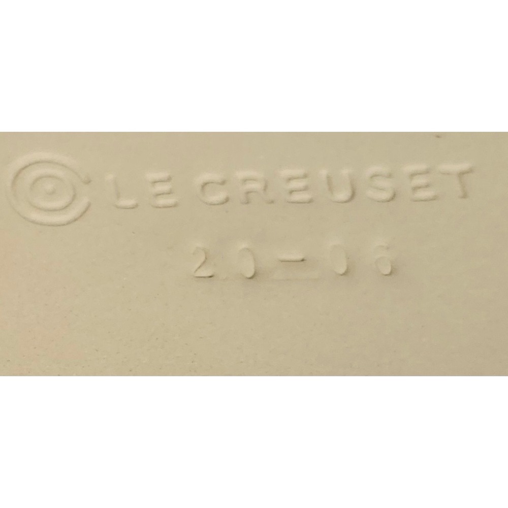 Le Creuset White Stoneware Square Baker Casserole Dish 20-06 6x6 Inch Small - Picture 4 of 7